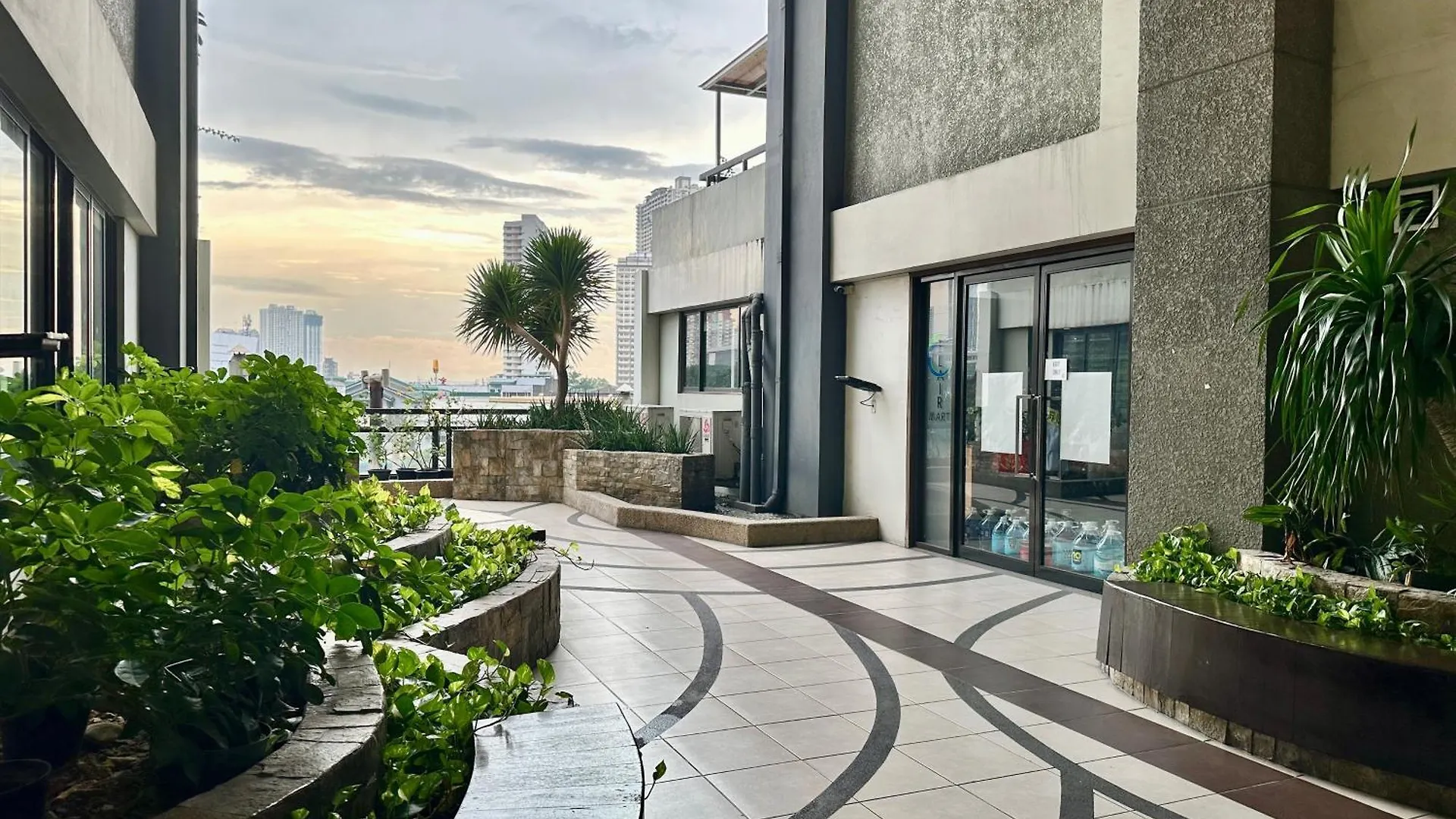 3O2S By Nagomi Living - Mandaluyong, The Heart Of Metro Manila Aparthotel